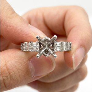 ก้านกลมเพชร18K แบบ4ง่ามทันสมัยปรับได้ตามต้องการ - Product Image 2