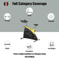 Bicicleta de Spinning con Manillar Multi-Grip, Asiento Ajustable, Pedales y Base Estabilizadora Extendida para Equipos de Fitness Profesionales