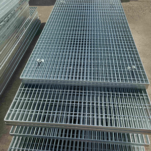 Grille de protection en acier inoxydable pour caniveau d'évacuation des eaux pluviales, plaque en acier au carbone galvanisé pour application au sol - Product Image 6