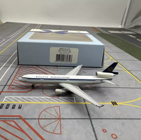 Modèle d'avion en alliage d'aluminium moulé sous pression Hogan 1/500 B-150 Hua Xin Airlines MD-11 - Décoration de maison personnalisée, cadeau