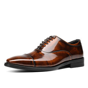 Nouvelles Chaussures Habillées en Cuir Pleine Fleur pour Hommes - Style Décontracté Anglais, Rehaussantes, Antidérapantes et Imperméables - Product Image 1