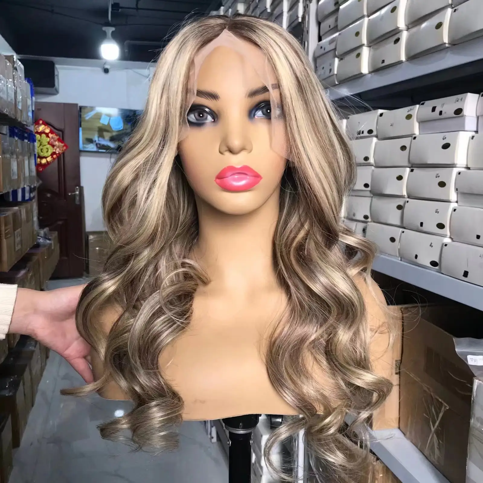 Amara The fast shipping body wave hd 13*4 full frontal wig piano wig platinum long body wave wavy wigs in factory