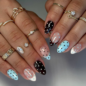 Lot de 24 faux ongles roses à presser, motif étoile et pois, réutilisables, haute qualité, style French Manucure - Product Image 1