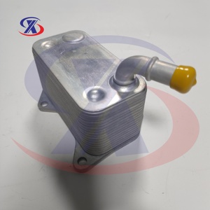 Radiatore Olio Motore per VW Eos GTI Jetta Passat Audi A3 A4 TT 2.0L 06D117021C - Product Image 2