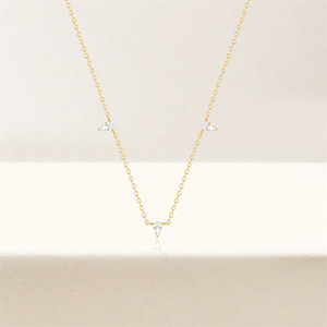 Collar Elegante con Colgante de Ópalo Luna 925, Zirconia Irregular de Alta Calidad - Product Image 5