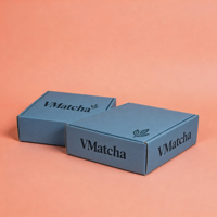 Boîtes d'expédition en carton ondulé recyclables imprimées sur mesure, design violet imprimé UV, pelliculage mat, doublure en éponge pour l'emballage du thé matcha