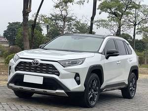 Toyota RAV4 2022 AWD Benzina con Interni in Pelle, Cambio Automatico, LED, Guida a Sinistra, Telecamera Posteriore, Pneumatici R19, Motore 2.0L CVT 4WD Premium - Product Image 1