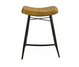 Fauteuil en cuir de luxe avec dossier haut et rembourrage doux pour un salon et un bureau élégants - Product Image 1