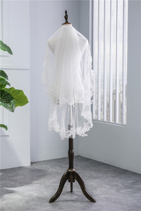 2025 nouveau <span class=keywords><strong>voile</strong></span> de mariée en dentelle florale brodée à deux niveaux avec peigne à cheveux en métal court <span class=keywords><strong>voile</strong></span> de mariage fait à la main casque de mariage - Product Image 4