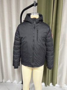 Manteau d'hiver à capuche pour homme, couleur unie, imperméable, en polyester épais, coupe classique, avec badge sur la manche gauche, fermeture éclair - Product Image 6