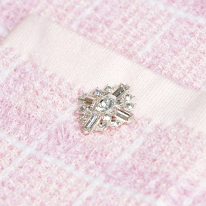 Abito <span class=keywords><strong>Midi</strong></span> in Lana Rosa con Scollo a O, Maniche Corte e Decorazioni in Cristallo, Elegante Abbigliamento Femminile - Product Image 4