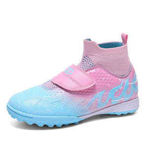 Nuevas zapatillas de fútbol transpirables y cómodas para niños y niñas, con tacos, para partidos en césped. - Product Image 2