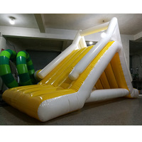 Pièces de parc aquatique intérieur gonflable enfants aire de jeux océan Style château gonflable avec combinaison de jeu doux pour les petits tout-petits