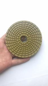 פד ליטוש יהלום עגול איכותי במיוחד 4 אינץ' 100 מ\\\"מ שרף 3 שלבים לליטוש שיש - Product Image 5