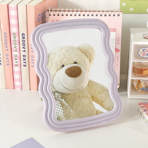 Espejo de Maquillaje de Escritorio con Diseño Ondulado Irregular, Estilo Estético Coreano, Espejo Cosmético Decorativo para Colgar en la Pared, para Dormitorio - Product Image 3