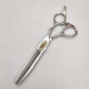 กรรไกรตัดผมมืออาชีพซูโจว 6.0 นิ้ว สแตนเลส 440C สำหรับคนถนัดขวา กรรไกรซอยผมสำหรับร้านเสริมสวย - Product Image 3