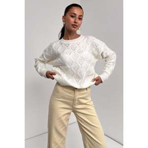 Pull en tricot texturé à col rond pour femme DEFILE, blanc, 100% acrylique, pour l'automne et l'hiver, vêtements décontractés - Product Image 1