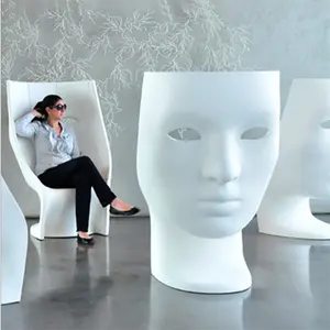 लिविंग रूम के लिए आधुनिक कला डिजाइन फाइबरग्लास मास्क लाउंज चेयर रिलैक्स फेस सीट