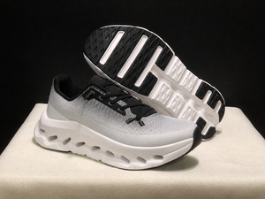 Zapatos <span class=keywords><strong>On</strong></span> <span class=keywords><strong>Cloud</strong></span> Cloudtilt con Alivio de Presión, Base Suave, Reducen la Carga en los Pies, Zapatillas para Estar de Pie por Tiempo Prolongado - Product Image 2