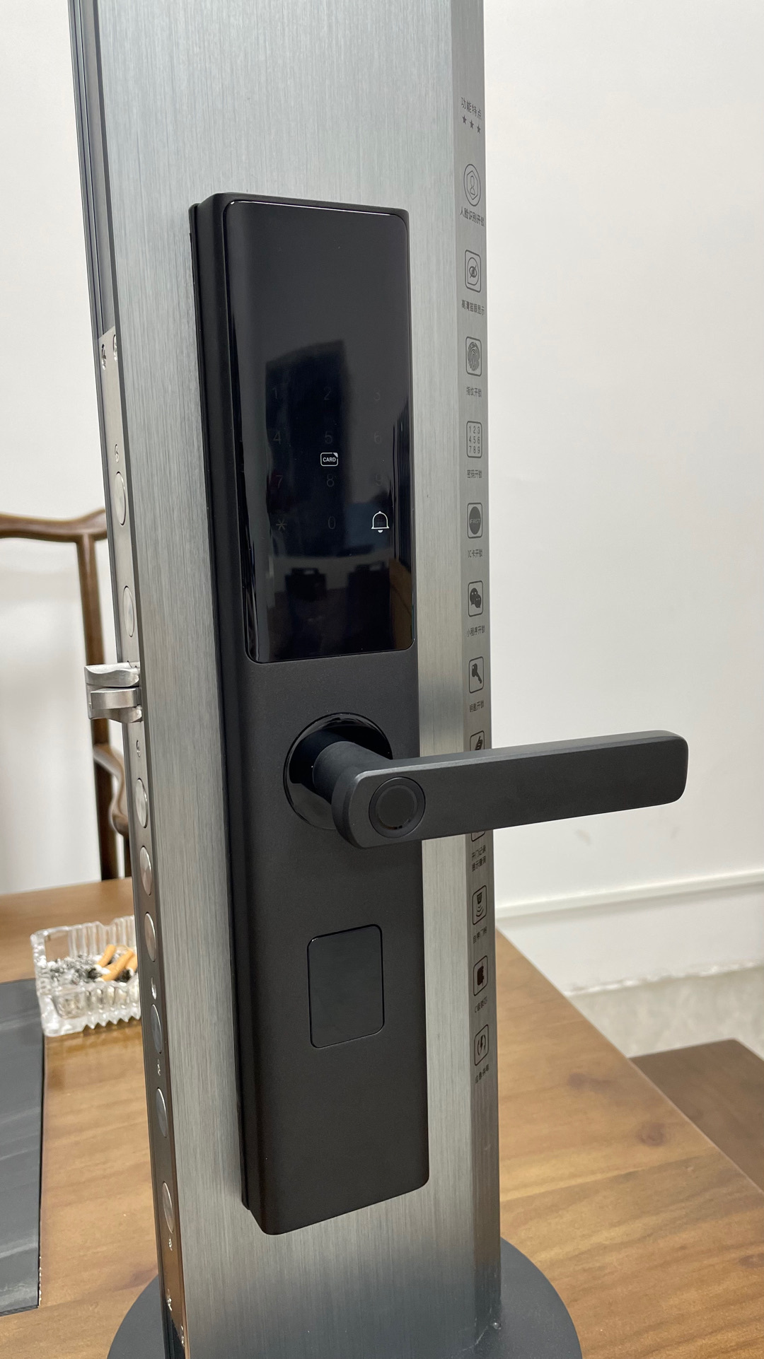 WIFI Fingerprint Tuya Smart Deadbolt Lock with Handle Digital Card Key Fully Automatic Smart Door Lock for Home Hotel · image 5