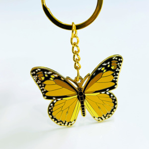 Làm bằng tay Mặt dây chuyền bền móc khóa tùy chỉnh logo của bạn mạ vàng bướm cứng men móc khóa với vòng chìa khóa - Product Image 3