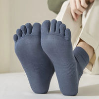 Chaussettes à cinq doigts classiques unisexes en gros avec logo personnalisé, chaussettes japonaises à cinq doigts de couleur unie, chaussettes à cinq doigts en tricot