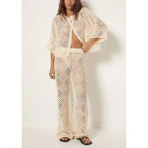 Ensemble deux pièces au crochet personnalisé 2026 pour femme – Chemise ajourée en maille bohème et pantalon large respirant pour les vacances d'été - Product Image 5