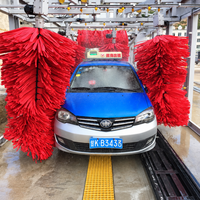 Machine de lavage de voitures automatique en tunnel continu, 11 brosses, système de convoyeur, largeur de lavage de 2,35 m pour atelier de lavage de voitures