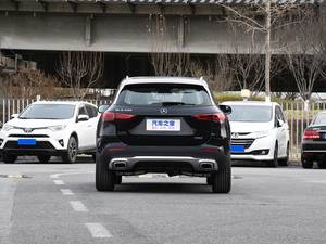 Mercedes Benz <span class=keywords><strong>GLA</strong></span> 2023 Usado de Alta Calidad, Versión Gasolina 1.3T, SUV Compacto de 5 Puertas y 5 Plazas en Stock para la Venta - Product Image 4