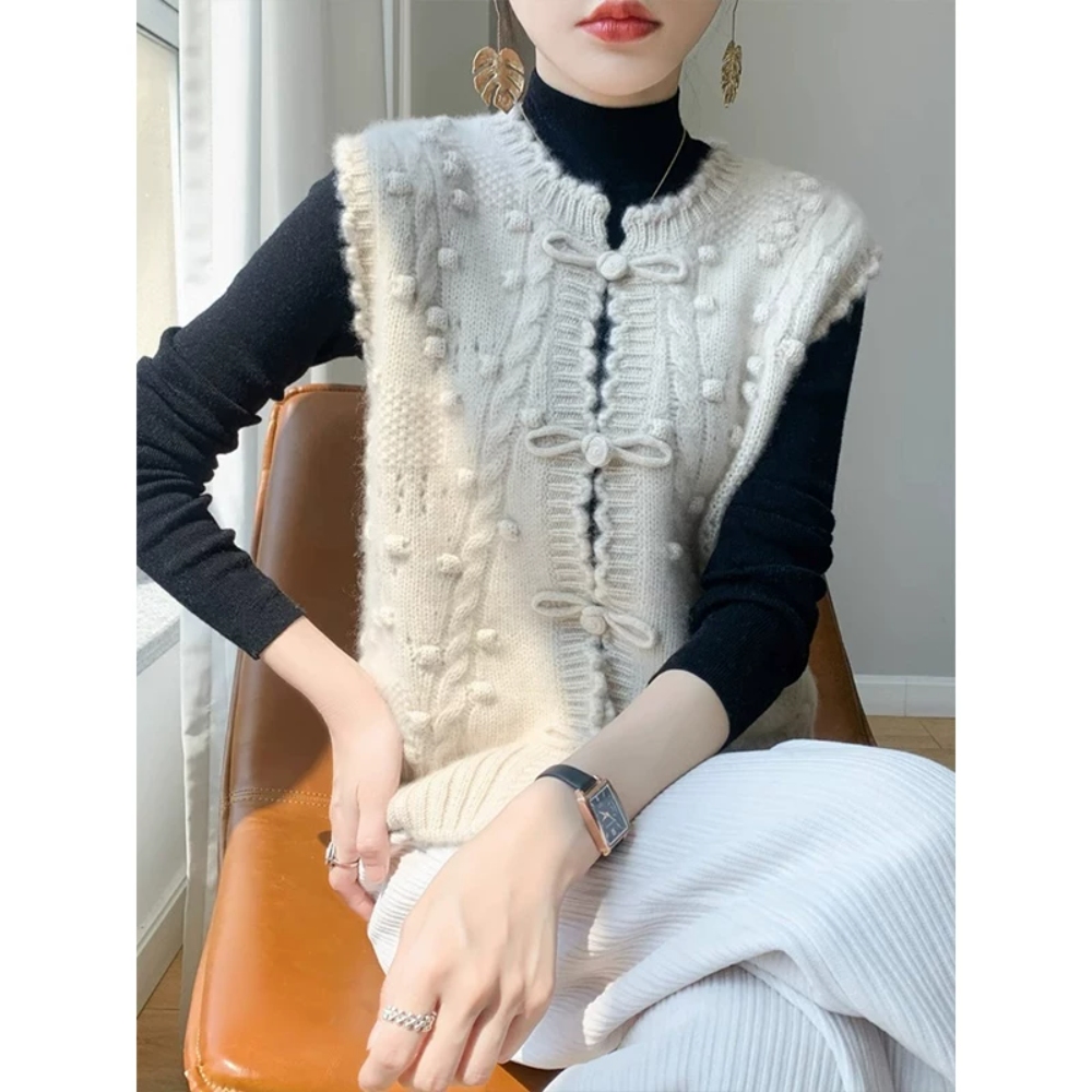 Old Money Style Sweet Crocheted Button Cardigan Vest for Women Autumn/Winter Cashmere Anti-Wrinkle Outerwear