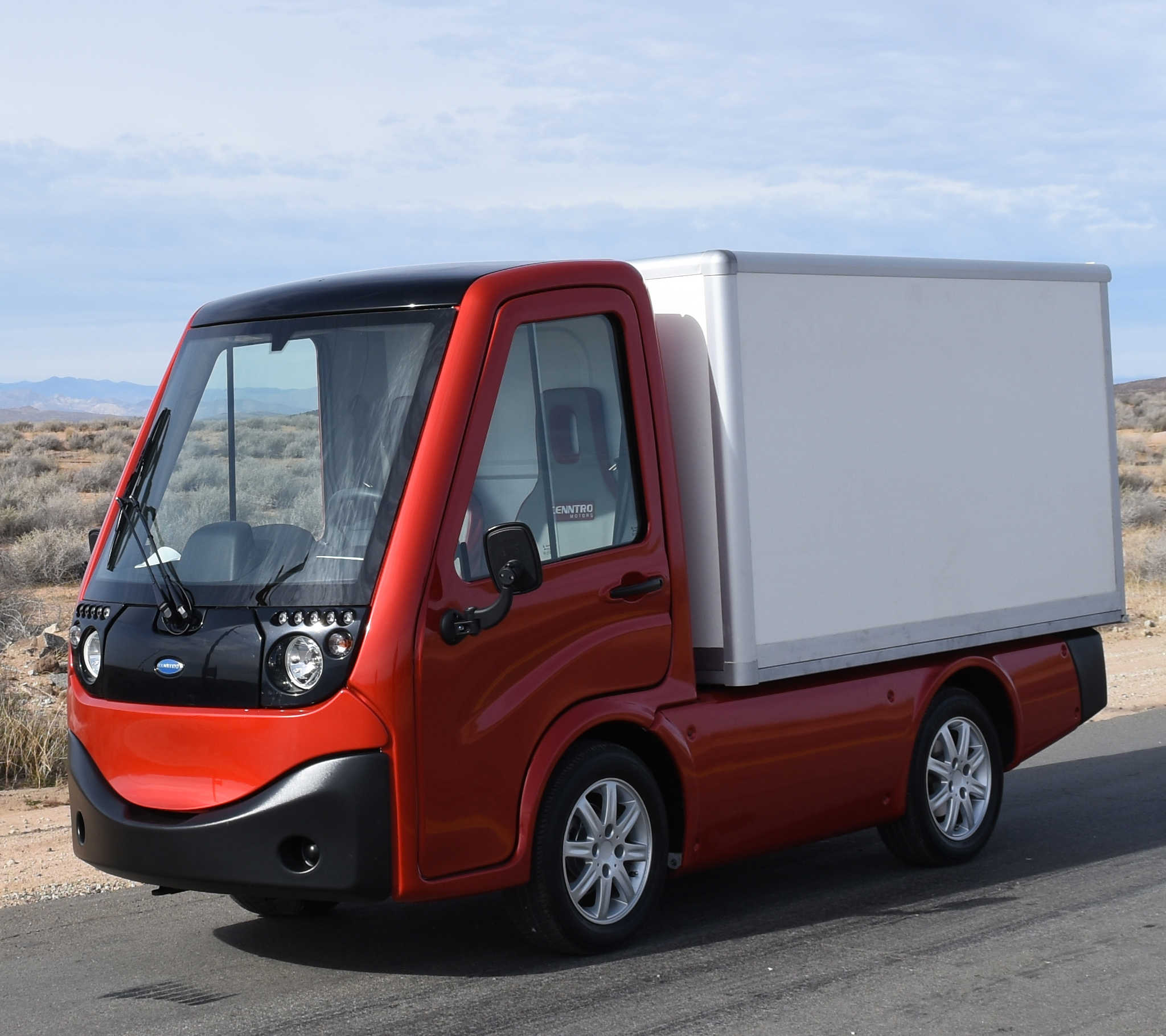 Метро EEC N1 Электрический фургон автомобиль грузовик 10,0 кВт Мотор 86,4 V 13.0kwh E автомобиль авто/детскй 4-колесный 2 сиденья 85км/ч 500 кг расстояние 100 км