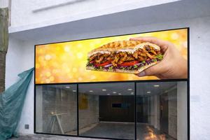 จอแสดงผล LED แบบฟิล์มใสยืดหยุ่น P10 สำหรับติดกระจก ใช้ได้ทั้งภายในและภายนอกอาคาร ความโปร่งใสสูง เหมาะสำหรับการโฆษณา - Product Image 5