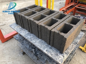 Pallet in Fibra di Vetro ad Alta Resistenza GMT, Pallet in Fibra di Vetro di Diverse Dimensioni e Spessori per Macchine per Blocchi di Cemento, Fabbrica - Product Image 2