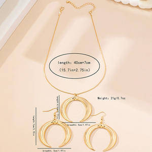 Nouveau à la mode en forme de C petit croissant boucles d'oreilles collier ensemble de bijoux de mode - Product Image 6