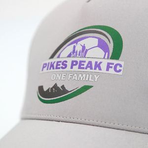 Gorra de Béisbol Personalizada de 5 Paneles con Orificios Láser, Impresión de Malla, Logotipo Serigrafiado, Gorra Deportiva de Golf Perforada - Product Image 4