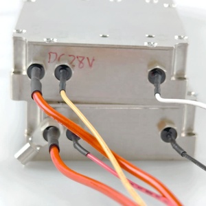 Tùy chỉnh 400MHz-2500mHz 428-438Mhz 50 Wát tùy chỉnh xách tay RF Power Amplifier module cho UAV Drone phát hiện - Product Image 4