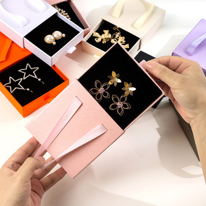 Mode Sieraden Verpakking Papier Glijdende Lade Doos Ketting Oorbel Armband Ring Doos Aangepaste Sieraden Doos Met Lint Handvat - Product Image 4