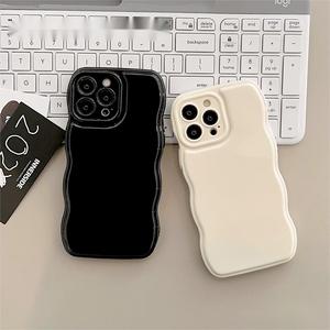 Funda para iPhone 16, 17 Pro Max, 13, 12, 15, 11, de color sólido, con amortiguación de aire, de silicona, simple, con borde ondulado. - Product Image 1