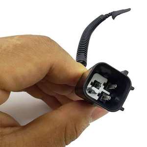 Nouveau commutateur de verrouillage de cabine de qualité OEM 1-82280172-1 pour camion Isuzu Giga VC46 VC61 CYZ CXZ, capteur de basculement de cabine 100713930-CYZ14 3 broches - Product Image 3