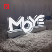Kexian Panneaux immobiliers de bureau personnalisés Affichage à LED de table Nom de marque Réception Panneau de lettrage à LED en acrylique