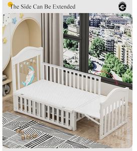 Cuna de Madera para Bebé de Alta Calidad, Ajustable en 3 Niveles de Altura, Convertible en Cama de Lado con Ruedas - Product Image 4