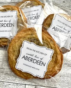 Custom waterproof self-adhesive labels and stickers suitable for pet food, snacks, pizza, candy, sandwiches, sugar, olive oil, a - Product Image 1