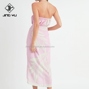 Vestidos de Verano Estilo Hawaiano con Estampado Floral de Algodón y Rayón - Product Image 2