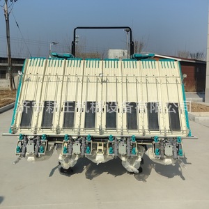 Repiqueuse de riz 8 rangs, moteur diesel, haute productivité, utilisation agricole sur le terrain - Product Image 4