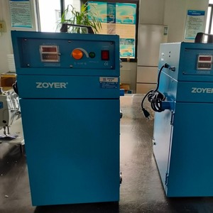 เครื่องตัดด้ายอัตโนมัติ Zoyer มอเตอร์คู่ กำจัดขุยผ้า อุปกรณ์เย็บผ้า สำหรับเสื้อผ้าและสิ่งทอ - Product Image 1
