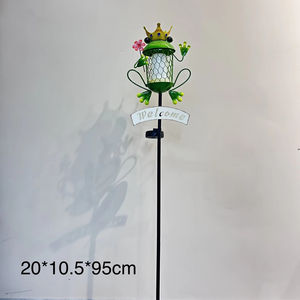 ไฟสนามสนามกลางแจ้งสวนพลังงานแสงอาทิตย์ไฟสนามหญ้าแบบศิลปะต้อนรับรูปมงกุฎโลหะตามสั่ง - Product Image 2