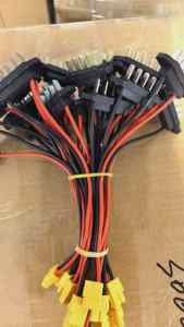 XT60-connector met 14AWG rode en zwarte kabel, het andere uiteinde is een 5-pins aansluiting voor Kugoo V5-batterij, lengte 155 mm - Product Image 3
