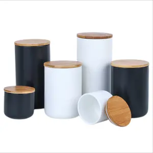 最受欢迎的大容量哑光黑色釉面粗陶食品厨房储物容器带竹盖的陶瓷罐