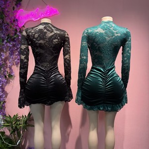 Comeluckin Abito Sexy in Velluto con Patchwork, Elegante Vestito da <span class=keywords><strong>Donna</strong></span> con Scollo a V Profondo in Pizzo, Orlo Plissettato a Strati, Mini Abito Aderente Sexy da Festa - Product Image 2