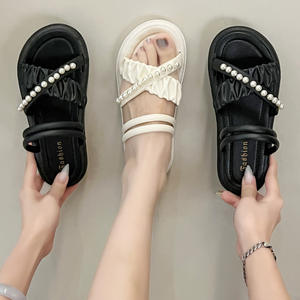 Pantuflas de invierno personalizadas al por mayor, pantuflas de felpa para interiores, pantuflas suaves para el hogar, pantuflas de lana de color liso. - Product Image 5